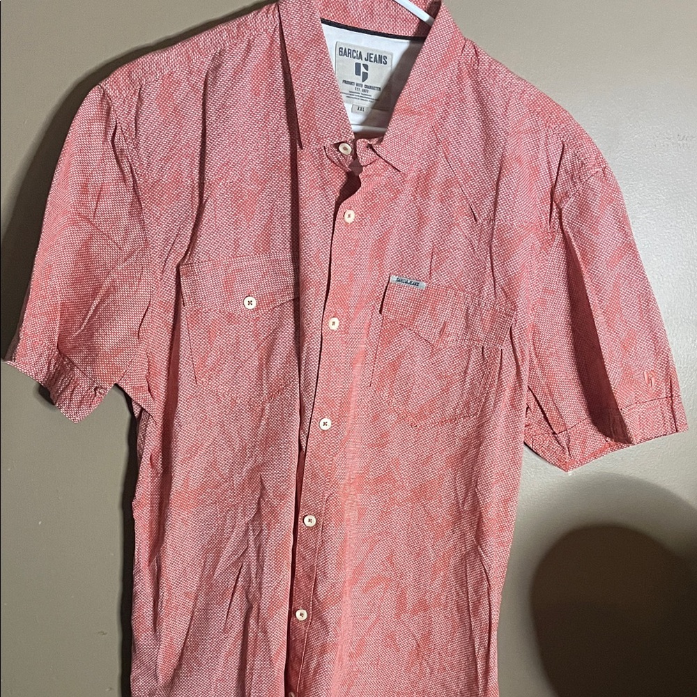 😄Two toned patterned shirt buttons pockets